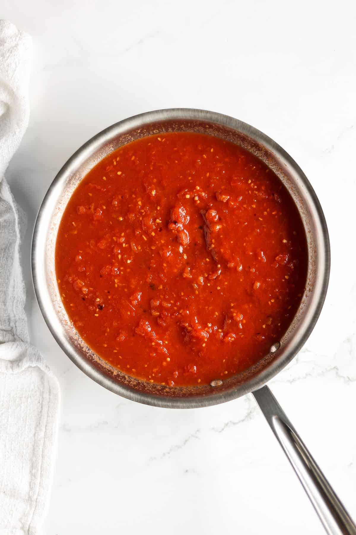 Sauce with crushed tomatoes.